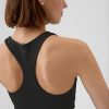 Biustonosz sportowy GapFit Power o średnim wpływie