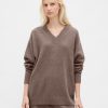 CashSoft Oversize’owy sweter z dekoltem w serek