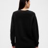 CashSoft Oversize’owy sweter z dekoltem w serek