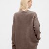CashSoft Oversize’owy sweter z dekoltem w serek