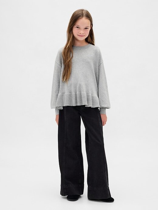 Dziecięcy luźny sweter z baskinką Dziecięcy luźny sweter z baskinką