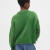 Dziecięcy sweterek z okrągłym dekoltem w serek
