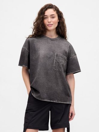 Gap × BÉIS Dzianinowy, dżinsowy T-shirt z kieszeniami dla dorosłych