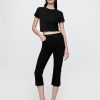 Jeansy Capri z wysokim stanem i skróconymi nogawkami