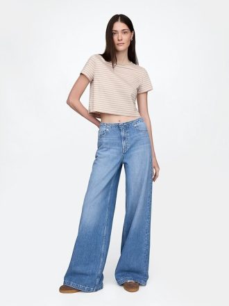 Jeansy UltraSoft Baggy o średnim stanie