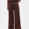 Jeansy UltraSoft Baggy o średnim stanie