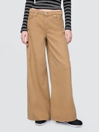 Jeansy UltraSoft Baggy o średnim stanie