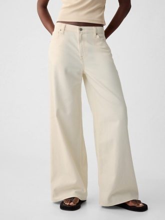 Jeansy UltraSoft Baggy o średnim stanie