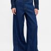 Jeansy UltraSoft Baggy o średnim stanie