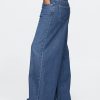 Jeansy UltraSoft Baggy o średnim stanie