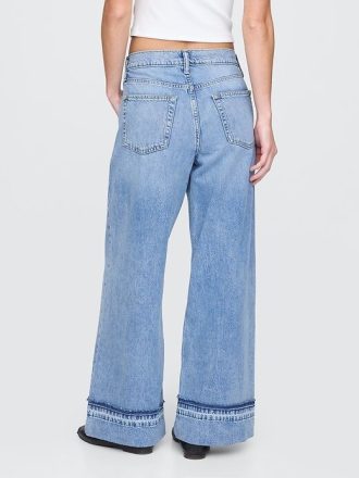 Jeansy UltraSoft Baggy o średnim stanie