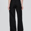 Jeansy UltraSoft Baggy o średnim stanie