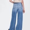 Jeansy UltraSoft Baggy o średnim stanie