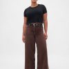 Jeansy UltraSoft Baggy o średnim stanie