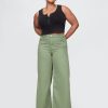 Jeansy UltraSoft Baggy o średnim stanie