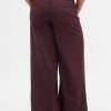 Jeansy UltraSoft Baggy o średnim stanie