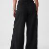 Jeansy UltraSoft Baggy o średnim stanie