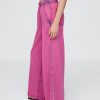 Jeansy UltraSoft Easy Baggy o średnim stanie