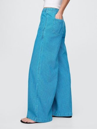 Jeansy UltraSoft Easy Baggy o średnim stanie