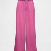 Jeansy UltraSoft Easy Baggy o średnim stanie
