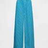 Jeansy UltraSoft Easy Baggy o średnim stanie