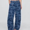 Jeansy UltraSoft Easy Horseshoe o średnim stanie