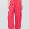 Jeansy UltraSoft Easy Horseshoe o średnim stanie