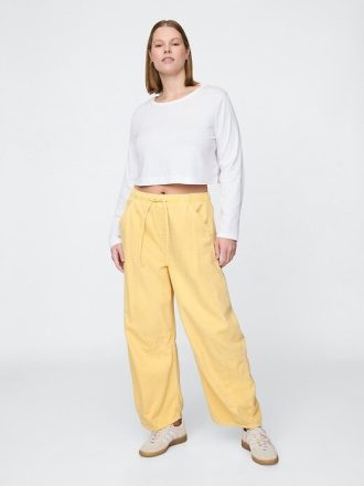 Jeansy UltraSoft Easy Horseshoe o średnim stanie
