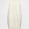 Jeansy UltraSoft Easy Horseshoe o średnim stanie