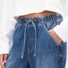 Jeansy UltraSoft Easy Horseshoe o średnim stanie
