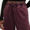 Jeansy UltraSoft Easy Horseshoe o średnim stanie