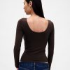 Koszulka z dzianiny CloseKnit Jersey z odkrytymi plecami i dekoltem w łódkę