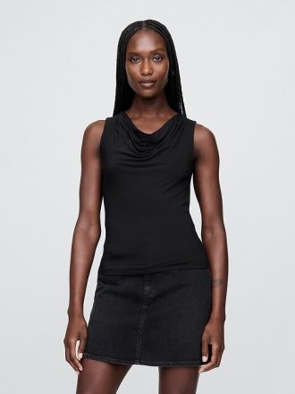 Krótki top z kołnierzykiem typu cowl-neck