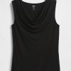 Krótki top z kołnierzykiem typu cowl-neck Krótki top z kołnierzykiem typu cowl-neck