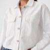 Kurtka jeansowa typu crop-shirt