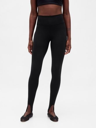 Leginsy GapFit Smooth High Rise Stirrup
