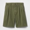 Plisowane szorty khaki