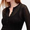 Prześwitujący sweter Henley