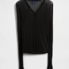 Prześwitujący sweter Henley