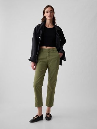 Średni stan, Downtown Khakis
