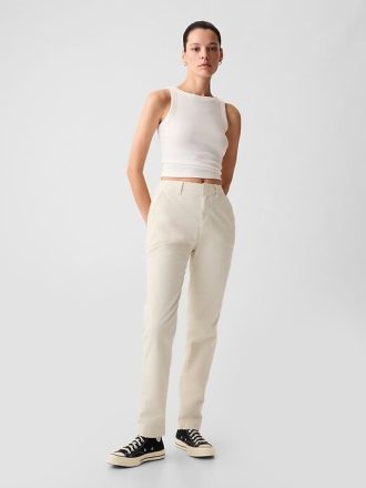 Średni stan, Downtown Khakis
