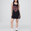 Sukienka mini NBA Chicago Bulls z recyklingu