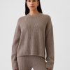Sweter CashSoft Shaker-Stitch z okrągłym dekoltem Sweter CashSoft Shaker-Stitch z okrągłym dekoltem