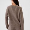 Sweter CashSoft Shaker-Stitch z okrągłym dekoltem Sweter CashSoft Shaker-Stitch z okrągłym dekoltem
