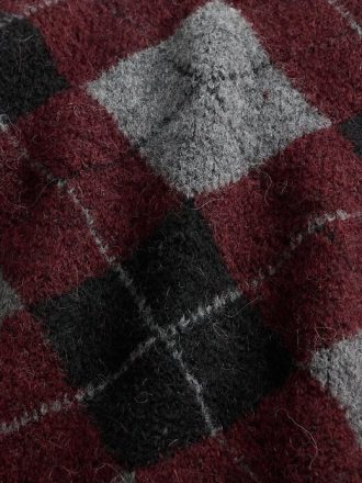 Sweter w romby szczotkowane
