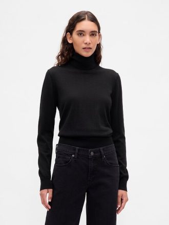 Sweter z golfem z wełny merynosów