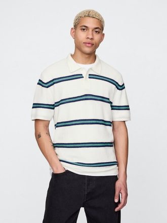 Teksturowany szydełkowy sweter polo