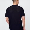 Teksturowany szydełkowy sweter polo