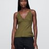Top typu halter z mieszanki lnu i haftu Top typu halter z mieszanki lnu i haftu